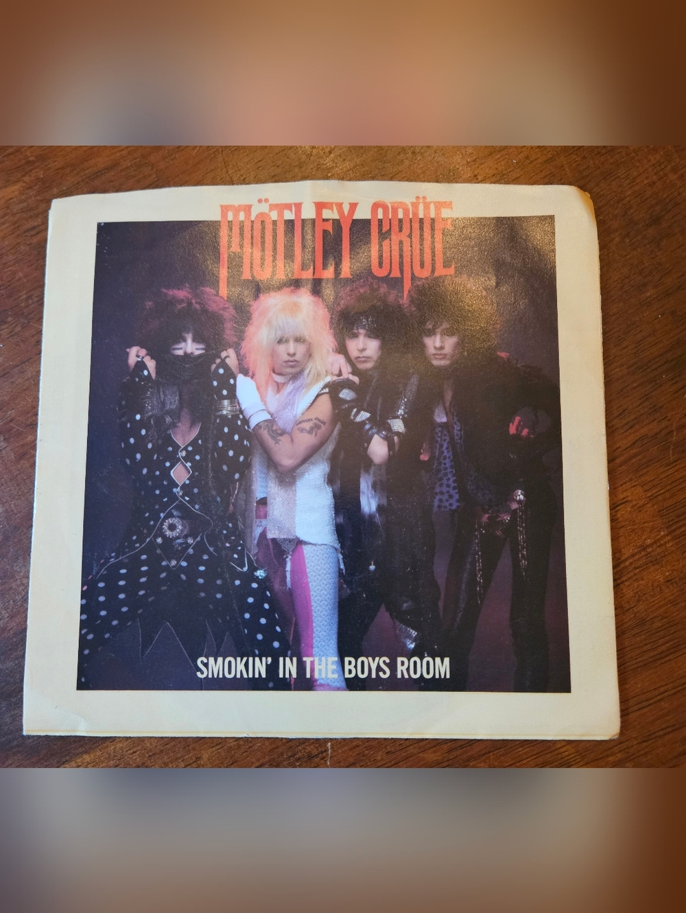Mötley Crüe "Smokin' In The Boys Room" Vinyl Record - Single 45 (1985)
